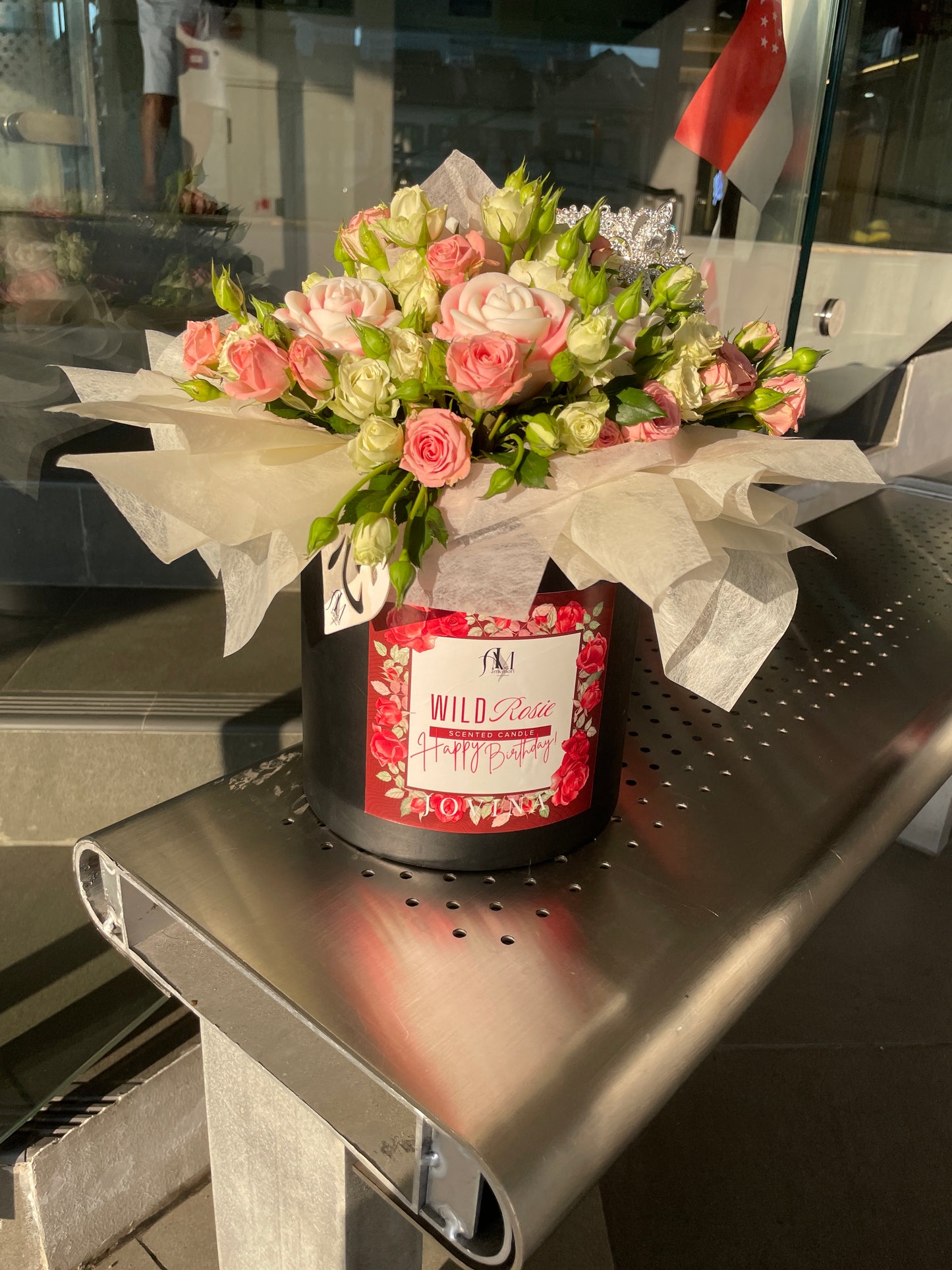 Wild Rosé Bloom Candle – Birthday Edition