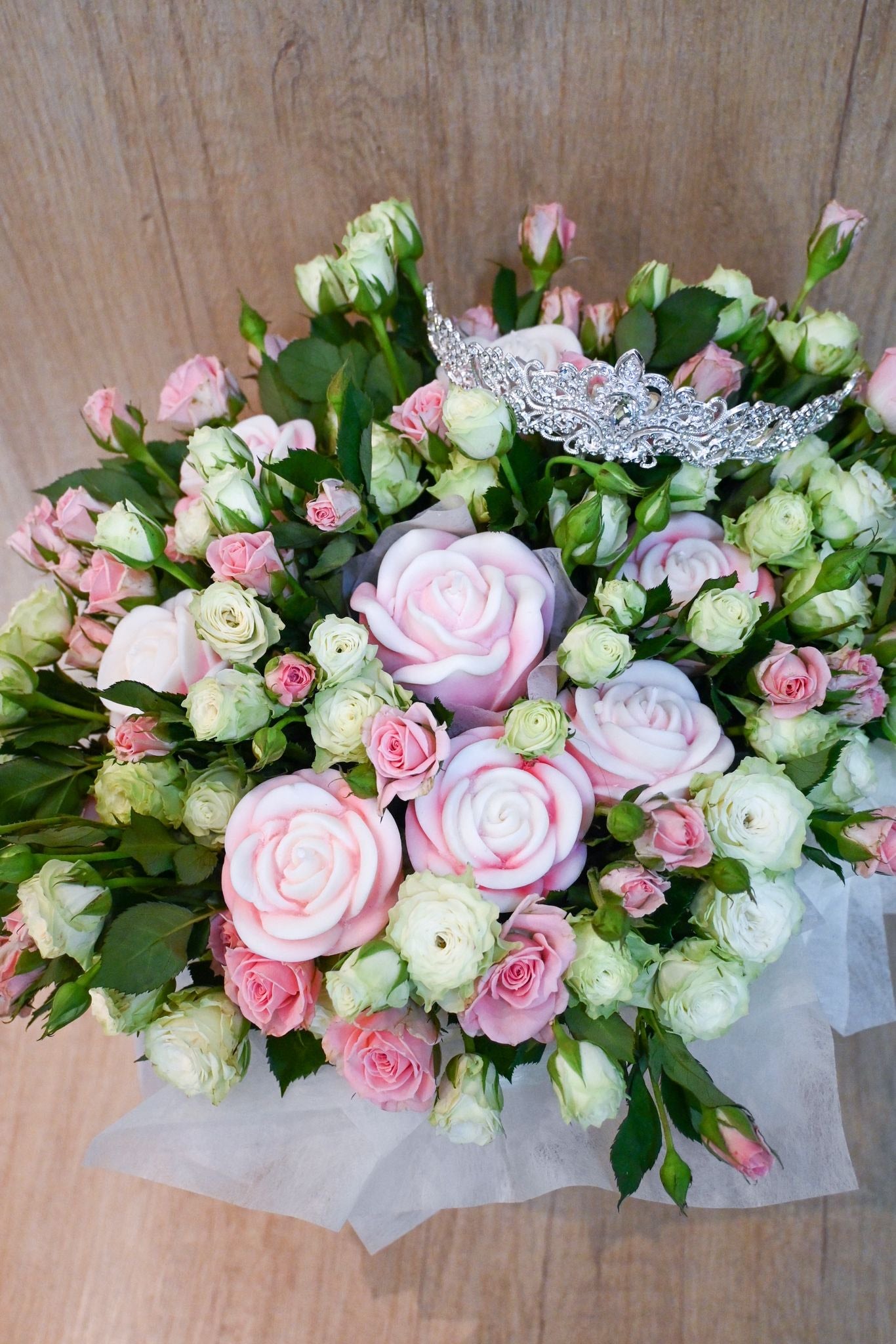 Wild Rosé Bloom Candle – Birthday Edition