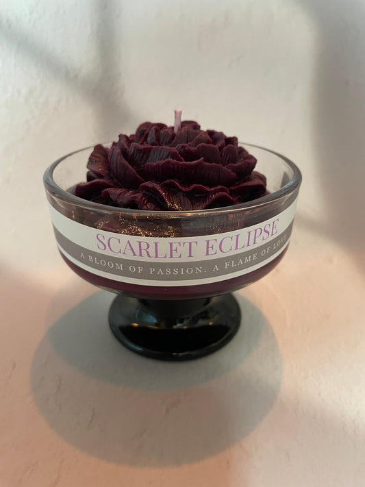 Scarlet Eclipse Candle - A bloom of passion. A flame of love